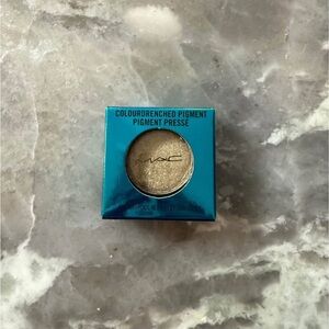 MAC Colourdrenched Pigment